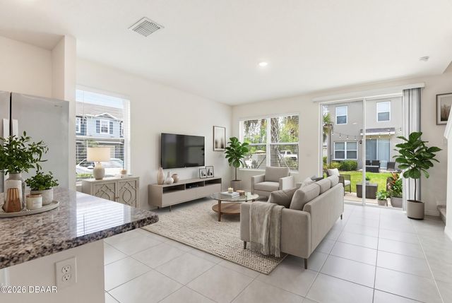 64 Bella Oaks Drive, Port Orange, FL 32129