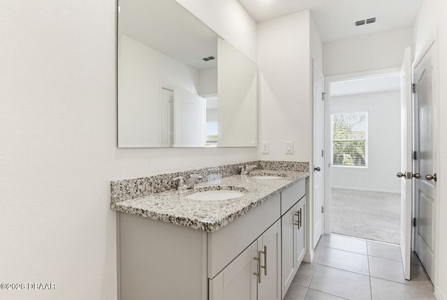 64 Bella Oaks Drive, Port Orange, FL 32129