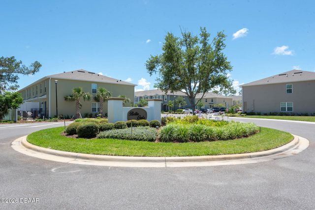 64 Bella Oaks Drive, Port Orange, FL 32129