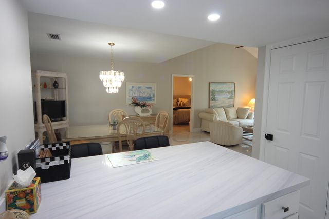 270 Bella Vista Court N 70, Jupiter, FL 33477