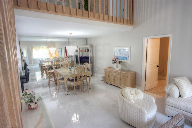 270 Bella Vista Court N 70, Jupiter, FL 33477