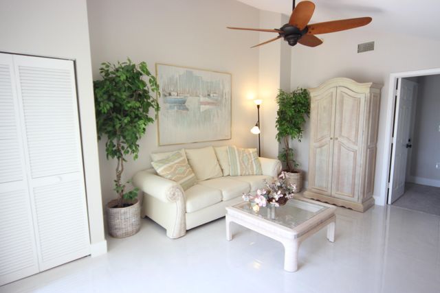 270 Bella Vista Court N 70, Jupiter, FL 33477