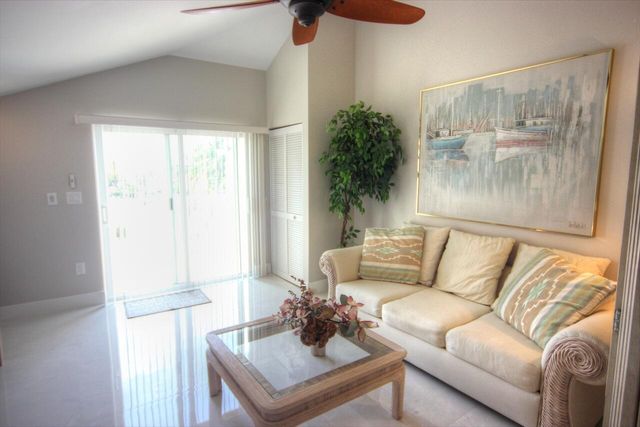 270 Bella Vista Court N 70, Jupiter, FL 33477