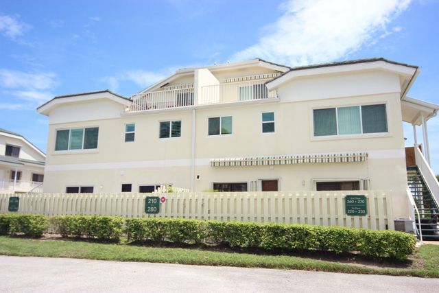 270 Bella Vista Court N 70, Jupiter, FL 33477