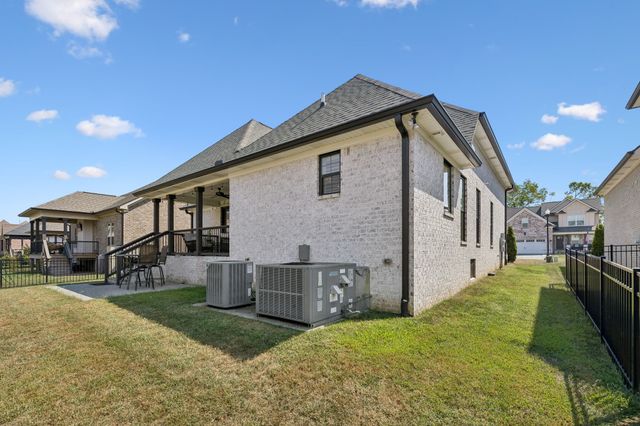 1017 Jackston Mack Way, Gallatin, TN 37066