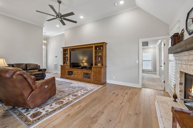 1017 Jackston Mack Way, Gallatin, TN 37066