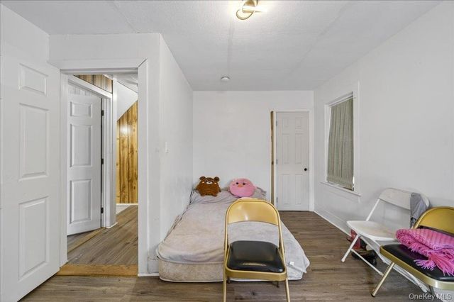 67 Main Street, Bloomingburg, NY 12721