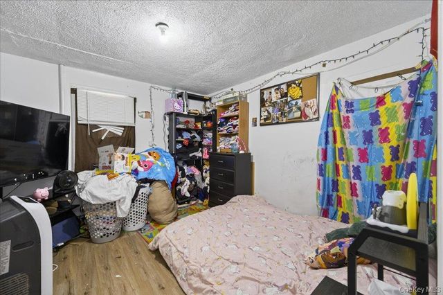 67 Main Street, Bloomingburg, NY 12721