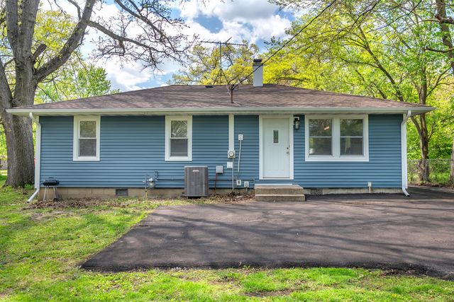 922 Hayes Street, Crown Point, IN 46307