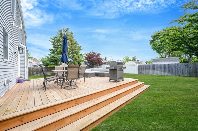 234 6th Avenue, West Babylon, NY 11704