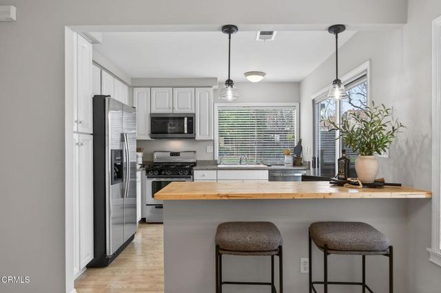 25702 Vista Fairways Drive, Valencia, CA 91355