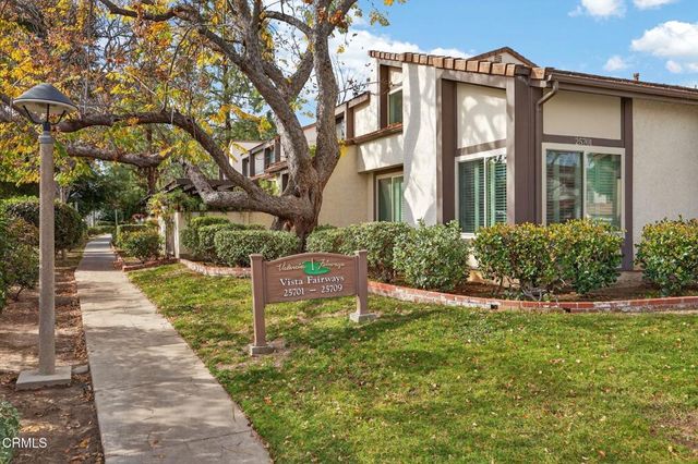 25702 Vista Fairways Drive, Valencia, CA 91355