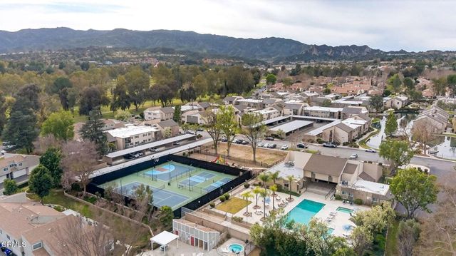 25702 Vista Fairways Drive, Valencia, CA 91355