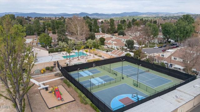 25702 Vista Fairways Drive, Valencia, CA 91355