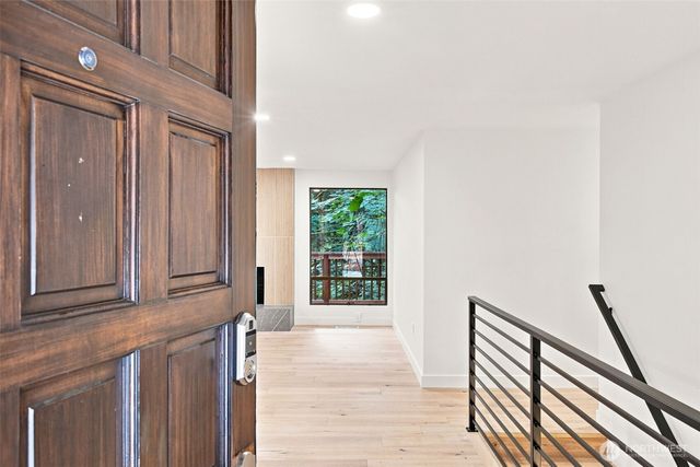 25529 SE 159th Street, Issaquah, WA 98027