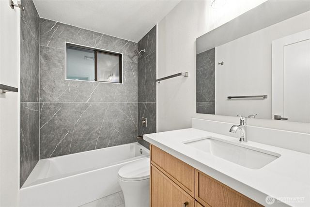 25529 SE 159th Street, Issaquah, WA 98027