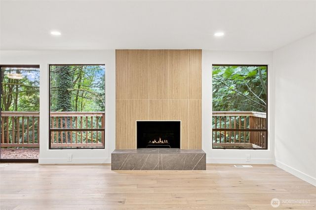 25529 SE 159th Street, Issaquah, WA 98027