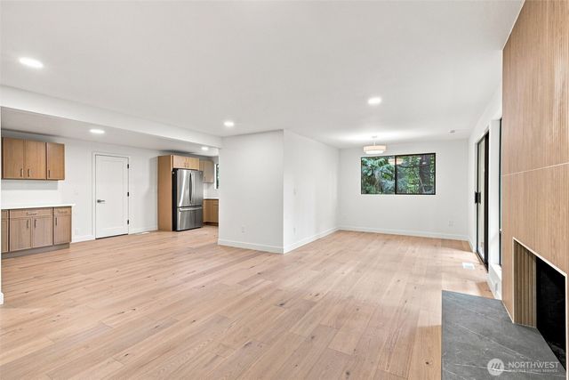 25529 SE 159th Street, Issaquah, WA 98027