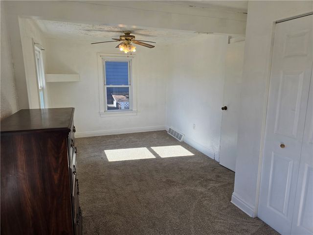 1638 saxonburg blvd, Tarentum, PA 15084