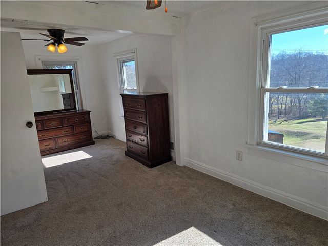 1638 saxonburg blvd, Tarentum, PA 15084