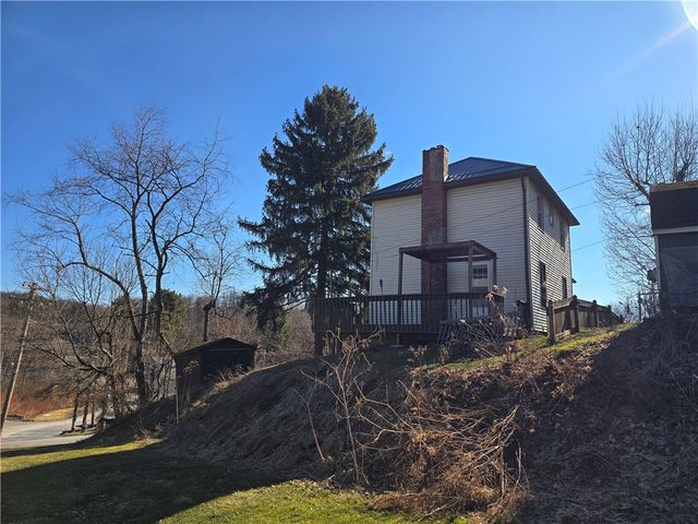 1638 saxonburg blvd, Tarentum, PA 15084