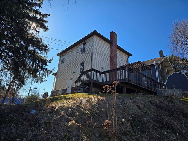 1638 saxonburg blvd, Tarentum, PA 15084