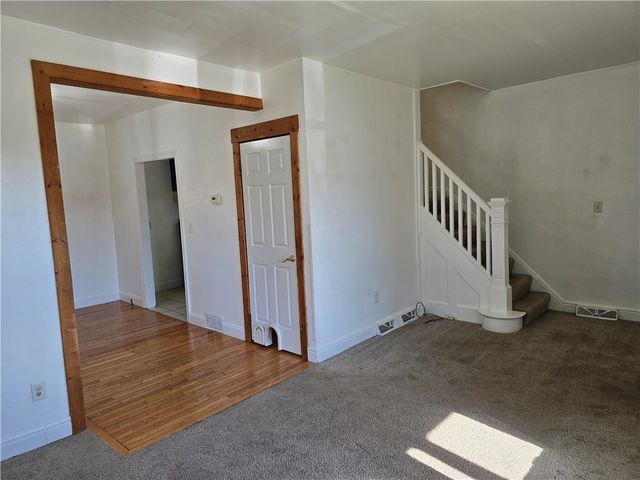 1638 saxonburg blvd, Tarentum, PA 15084