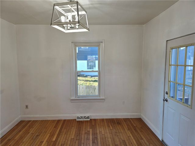 1638 saxonburg blvd, Tarentum, PA 15084