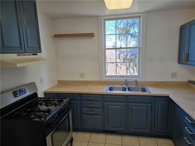 1638 saxonburg blvd, Tarentum, PA 15084