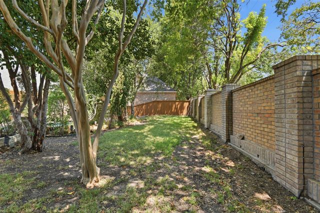 7506 Briarglen Court, Garland, TX 75044