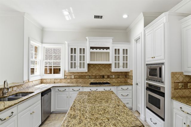 7506 Briarglen Court, Garland, TX 75044