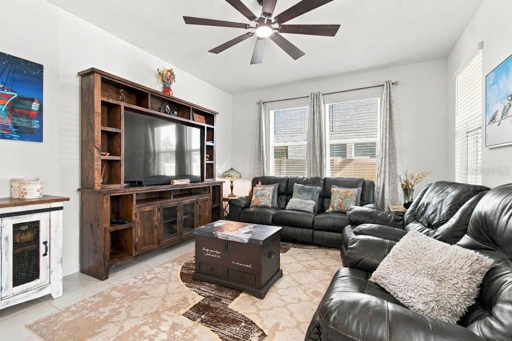 Image 12 of property listing at 10824 FANNING SPRINGS COURT, Tampa, FL 33647