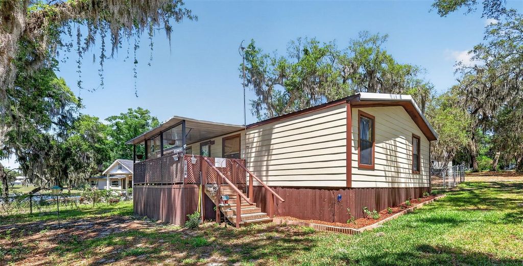 1710 INDIAN TRAIL B, Leesburg, FL 34748