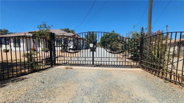 20243 Lee Road, Perris, CA 92570