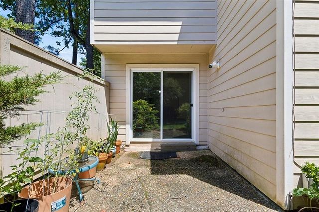 4876 Twin Lakes Trail, Atlanta, GA 30360