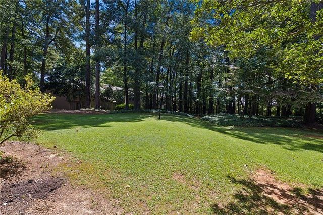 4876 Twin Lakes Trail, Atlanta, GA 30360