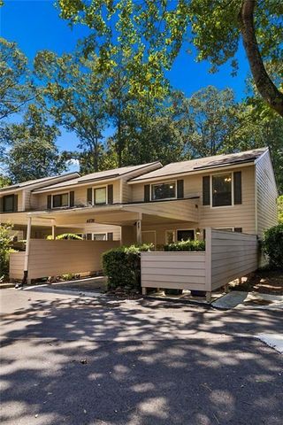 4876 Twin Lakes Trail, Atlanta, GA 30360