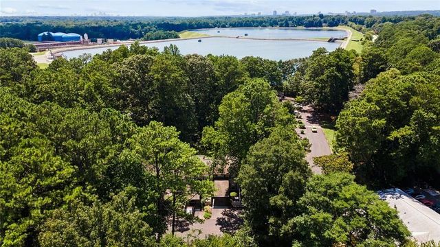 4876 Twin Lakes Trail, Atlanta, GA 30360