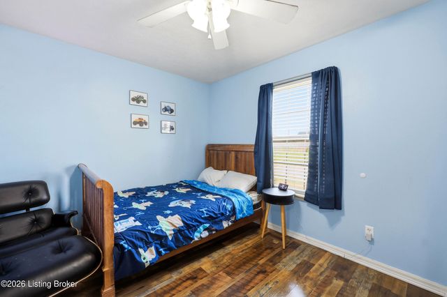 142 Pagoda Ct, Shepherdsville, KY 40165