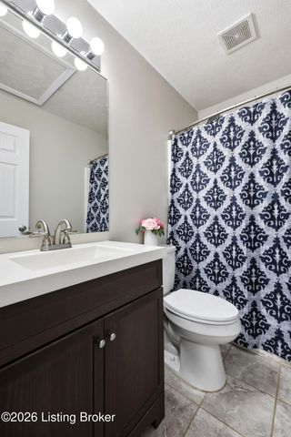 142 Pagoda Ct, Shepherdsville, KY 40165