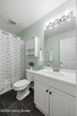 142 Pagoda Ct, Shepherdsville, KY 40165
