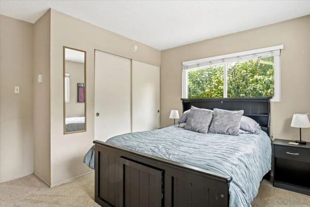 267 Hannalei Dr, Vista, CA 92083