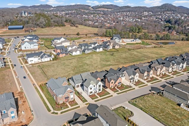 4007 Poplar Farms Dr, E, Franklin, TN 37067