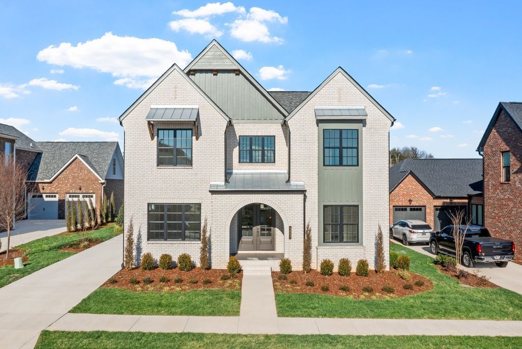 4007 Poplar Farms Dr, E, Franklin, TN 37067