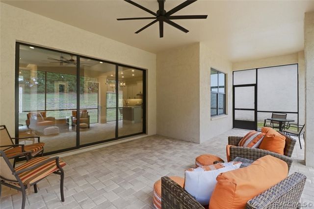2030 N Bush Hill Loop, Hernando, FL 34442