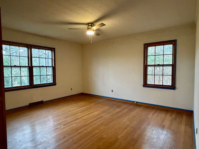 3379 64 HWY, Selmer, TN 38375