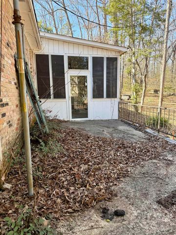 3379 64 HWY, Selmer, TN 38375