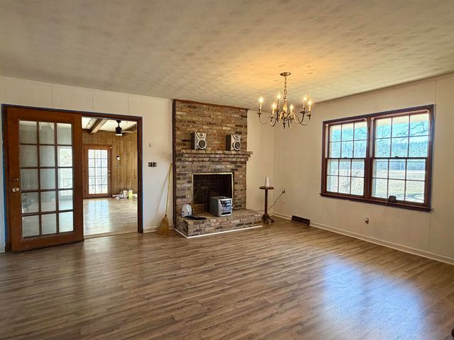 3379 64 HWY, Selmer, TN 38375