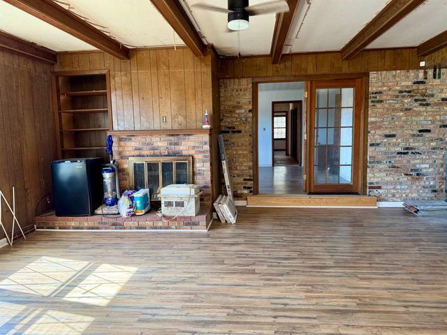 3379 64 HWY, Selmer, TN 38375