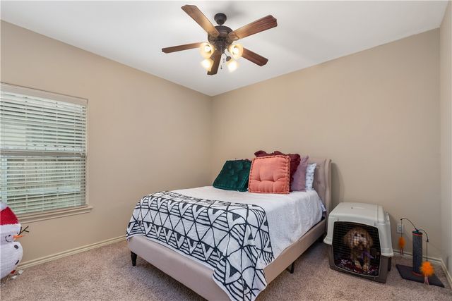 414 Momma Bear Drive, College Station, TX 77845